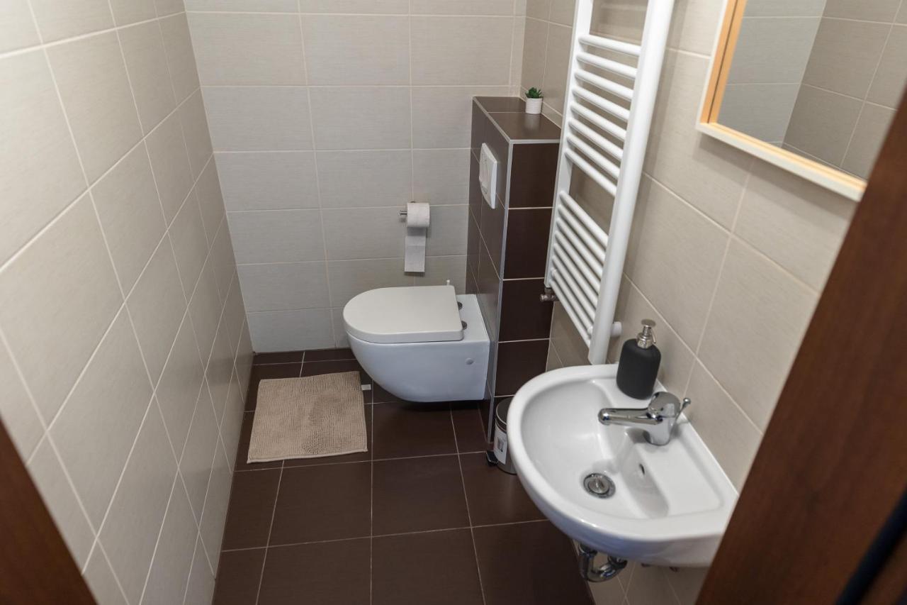 Prtr W/ Free Parking Apartment Budapest
